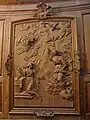 L'Annonciation, panneau de bois sculpté à l'entrée du chœur, côté gauche