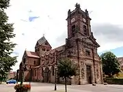 Église abbatiale Saints-Pierre-et-Paul.