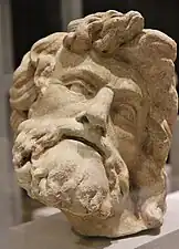 Tête d'apôtre.