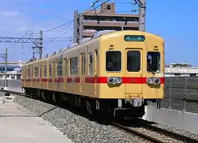 Nishitetsu série 600