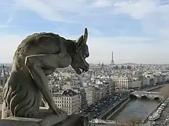 Chimère du XIXe&nbsp;siècle sur Notre-Dame de Paris et conçue par Viollet-le-Duc