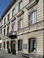 Dans cet immeuble de Varsovie, le 29 novembre 1918, 5 poètes ouvrirent le café Picador, initiant ce qui allait devenir le groupe Skamander.