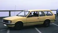 Opel Rekord Caravan, trois portes (1977–1981, avant le lifting)