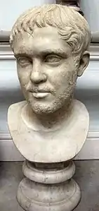 Buste d'Ostilien (r. 251).