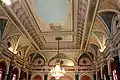 Plafond de la salle des fêtes.