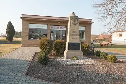 Monument aux morts.