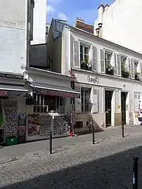 Vieilles maisons.