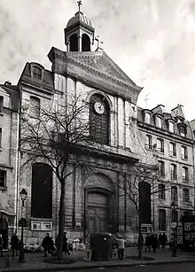 Nos&nbsp;22-26 : église luthérienne des Billettes.