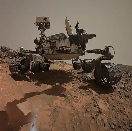 Près du forage de la roche 'Buckskin' (5 août 2015 sol 1065)