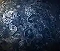 Nuages dans l'hémisphère nord de Jupiter, photographiés par Juno en octobre 2017, à une altitude de 18&nbsp;906&nbsp;km.