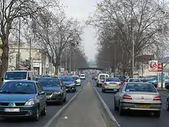 La RN 1 à Pierrefitte avait, dans les années 2000, un trafic de 50&nbsp;000&nbsp;véhicules par jour.