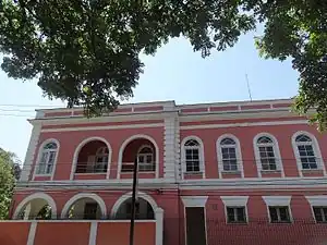 Le palais de Grão-Pará&nbsp;(pt), à Petrópolis, est la seule propriété récupérée par la famille impériale en 1925. Certains descendants y résident encore.