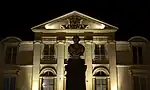 Buste de Poitevin devant le Palais de Justice.