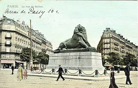 La place Denfert-Rochereau et le Lion de Belfort d'Auguste Bartholdi avant 1909.