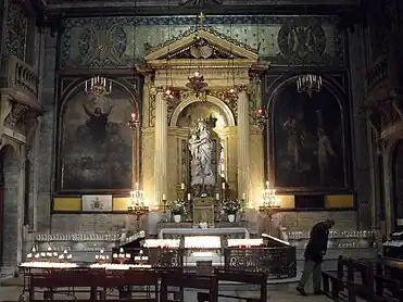 Autel de l’Archiconfrérie de Notre-Dame des Victoires.