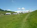 Passage devant la ferme-auberge du col du Haag (1&nbsp;233&nbsp;m)