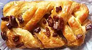 Viennoiserie danoise aux noix de pécan et au sirop d'érable, en France