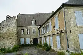 Bâtiment sur cour.