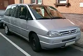 Peugeot 806