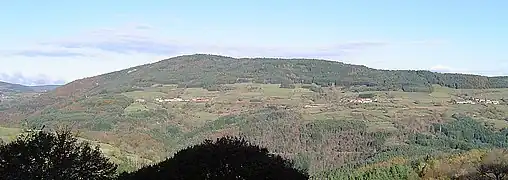 Le pic de Morière, point culminant de la commune à 1&nbsp;140&nbsp;mètres d'altitude.