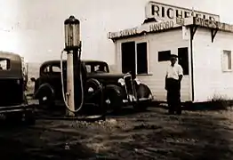 Station  service à Hanford, 1930