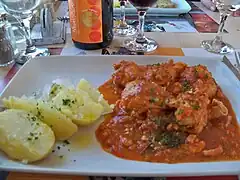Pieds et paquets de Sisteron.