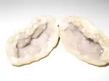 Pierres cristallines du Ghoufi[réf.&nbsp;nécessaire]