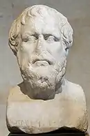 buste sculpté au nez cassé