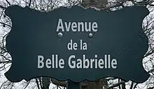 Voir la plaque.