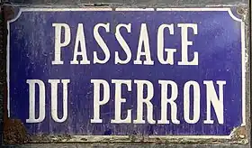 Voir la plaque.