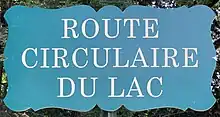 Voir la plaque.