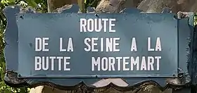 Voir la plaque.