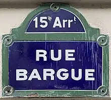 Voir la plaque.