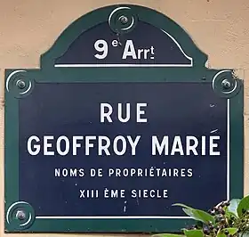 Voir la plaque.