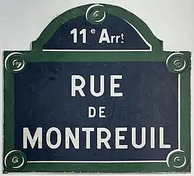 Voir la plaque.