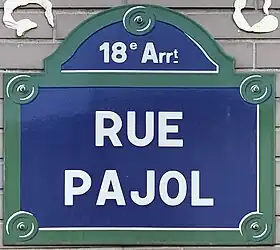 Voir la plaque.