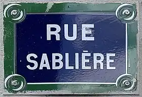 Voir la plaque.