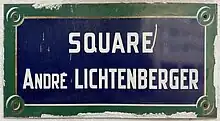 Voir la plaque.