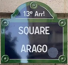 Voir la plaque.