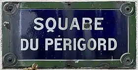 Voir la plaque.