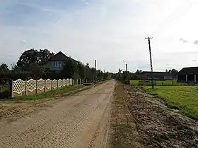 Poletyły