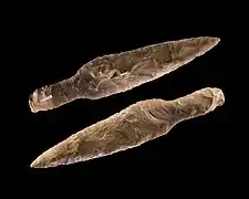 Poignard, Danemark, ~1800 av. J.-C. Muséum de Toulouse.