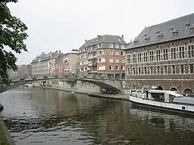 Image illustrative de l’article Pont du Musée