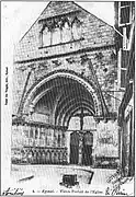 Portail des bourgeois XIXe&nbsp;siècle avant restauration.
