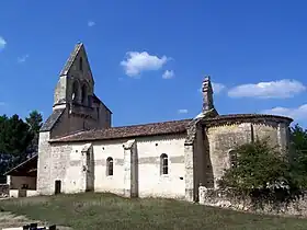 Vue sud-est de l'église (août&nbsp;2013)
