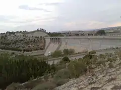 Barrage de Los Rodeos sur le río Mula&nbsp;(es) à la limite avec les communes d'Alguazas et Campos del Río.