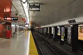 Image illustrative de l’article Queen (métro de Toronto)