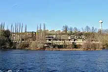 photographie de l'usine Arquus de Limoges, en bord de Vienne
