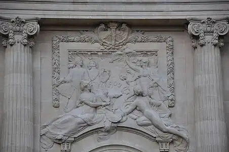 Les Arts et les Sciences rendant hommage au nouveau siècle (1899), haut-relief, Paris, Grand Palais.