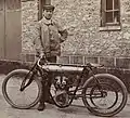 Champoiseau sur Peugeot V2 1.5L., aux Éliminatoires Françaises de la Coupe internationale du Moto-Club de France, le 10 juin 1905 (3e).
